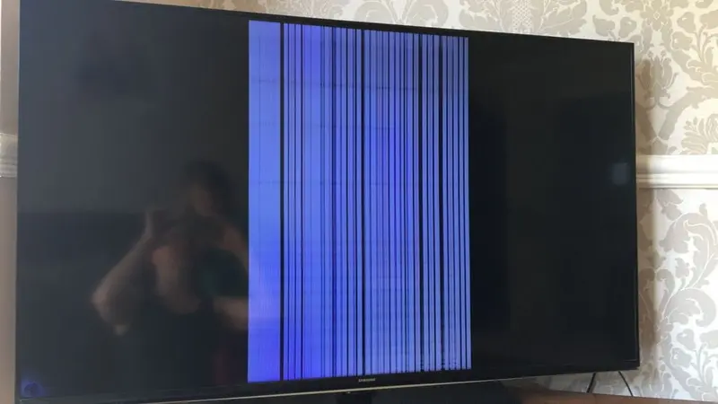 Una pantalla LCD rota Una pantalla LCD rota