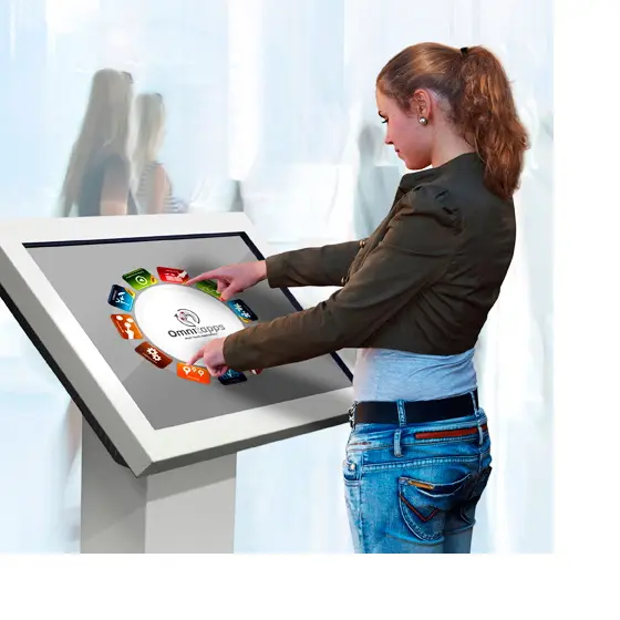 شاشة تعمل باللمس مقاومة للماء