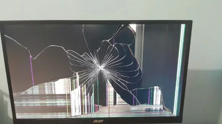 Rompí mi monitor, ¿puedo arreglarlo y vale la pena hacerlo?