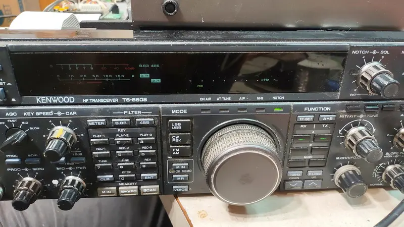 Pantalla LCD en Kenwood Radio3