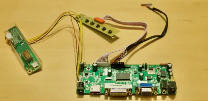 Reutilizar el controlador de pantalla LCD de la computadora portátil