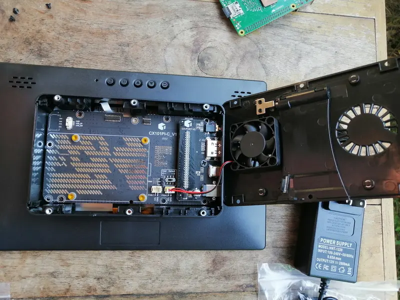 RPI Todo en uno Componentes internos de la pantalla RPI Todo en uno Componentes internos de la pantalla