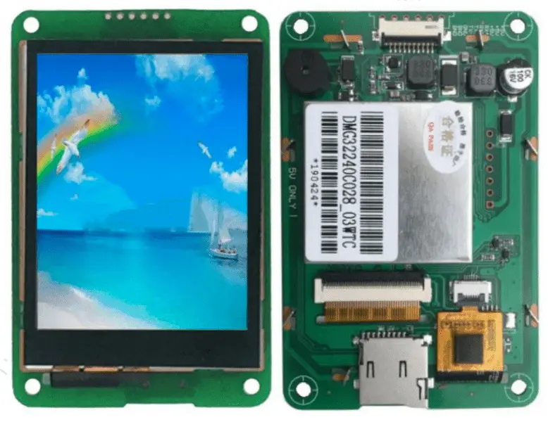 شاشة تعمل باللمس بالسعة تتميز بمشهد شاطئ نابض بالحياة