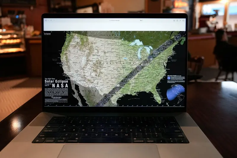 Jim Sonnenfinsternis Jim Sonnenfinsternis