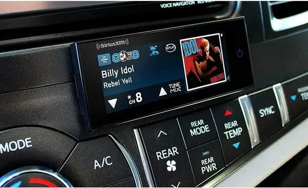 Ro Display Sirius Xm على شاشة لمس السيارة