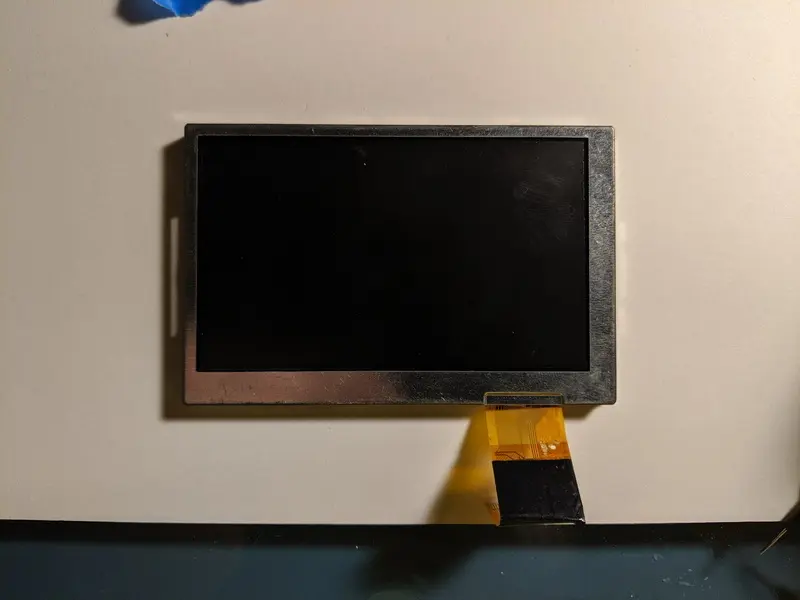 Las piezas se pueden usar desde una pantalla LCD con pantalla rota Pantalla Las piezas se pueden usar desde una pantalla LCD con pantalla rota
