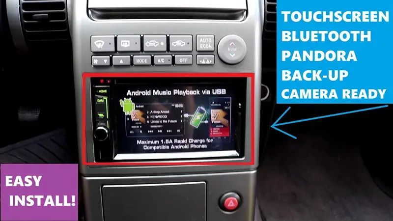 una pantalla LCD en el coche