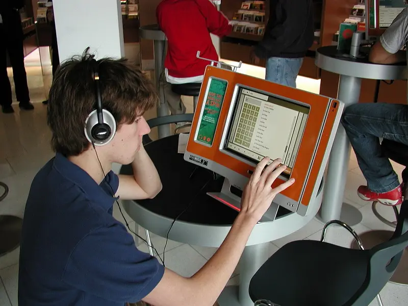 Hear_Music_touchscreen